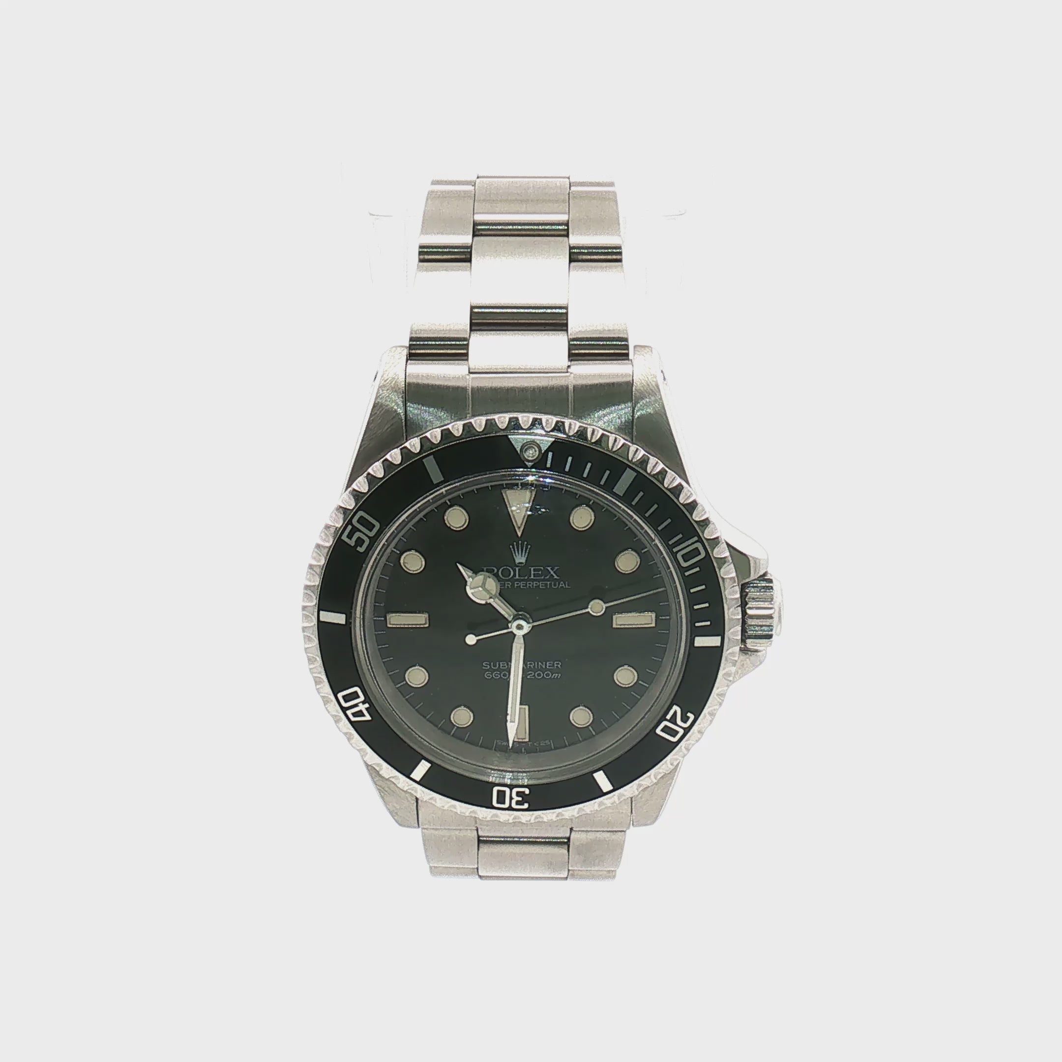 Load video: Rolex Submariner Black Bezel 40mm